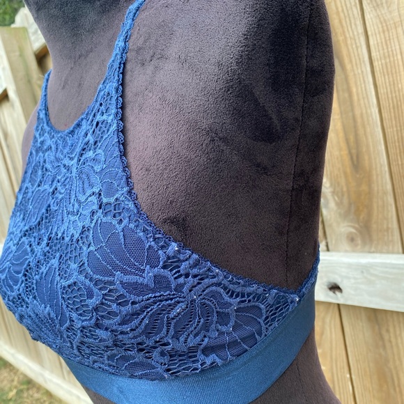 Youmita Dark Blue Lace Crisscross Bralette - Picture 3 of 5